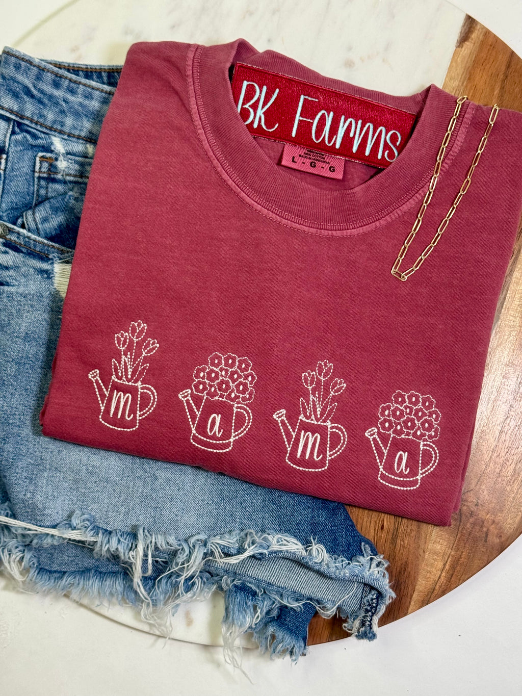 Mama flowers in watering can tshirt