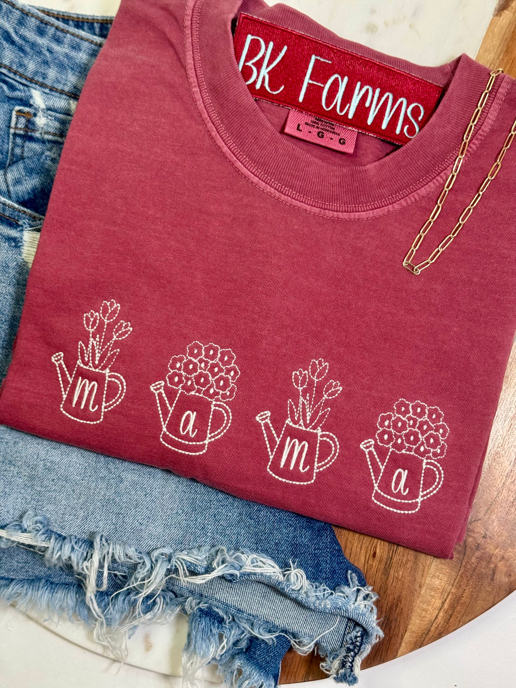 Mama flowers in watering can tshirt