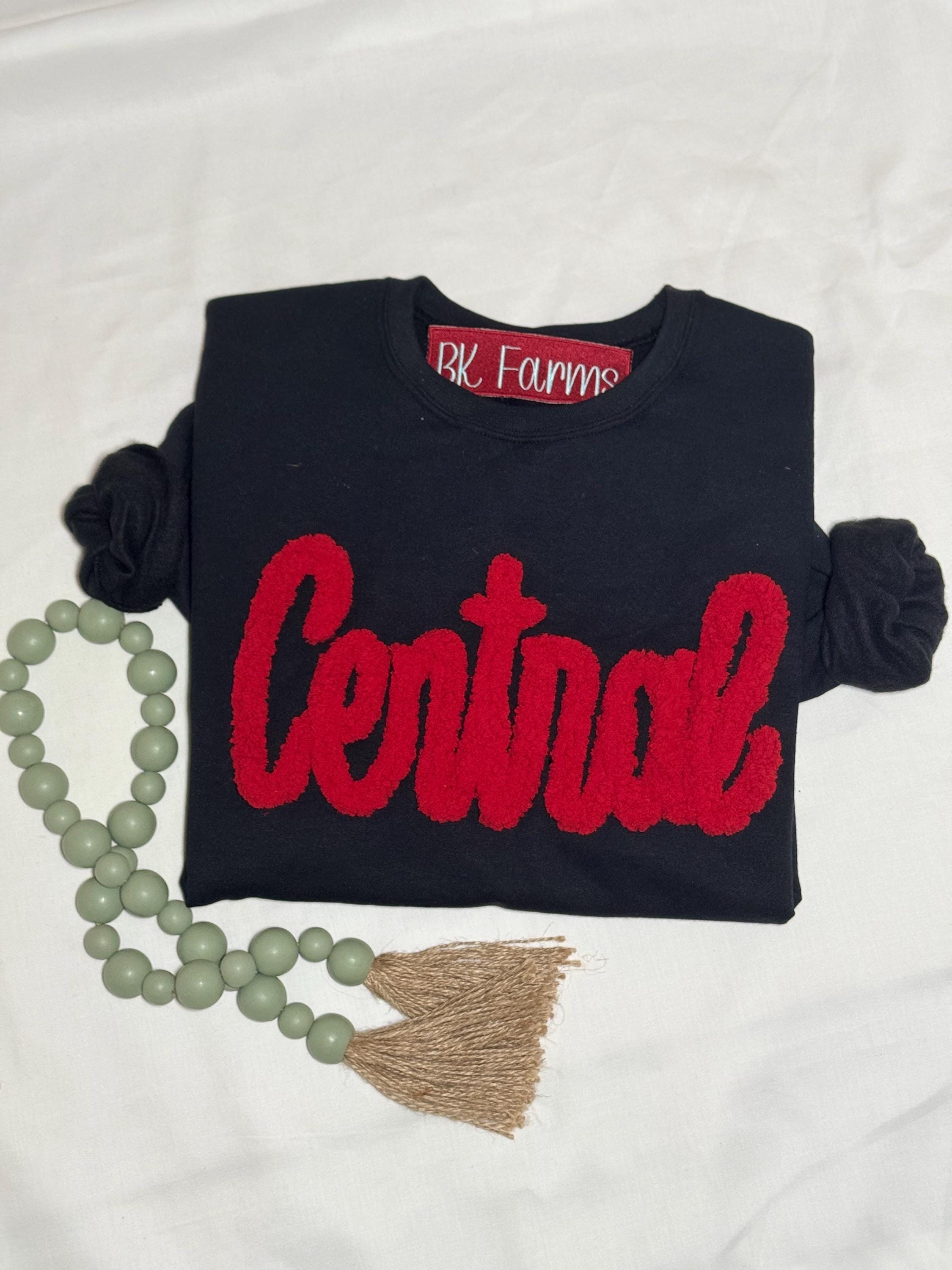 CENTRAL Red Yarn sweatshirt